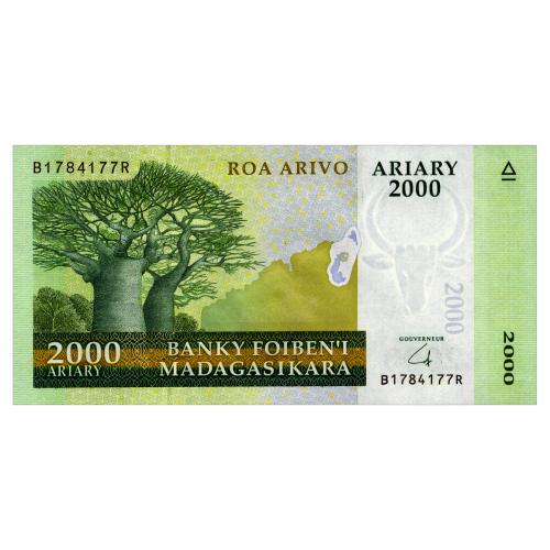 МАДАГАСКАР 96 MADAGASCAR 2000 ARIARY 2014 Unc