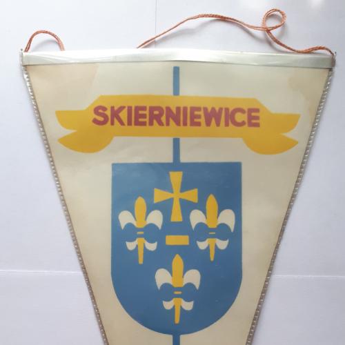 Вымпел Польши. Skierniewice (Скерневице) 250 х 145 мм. 