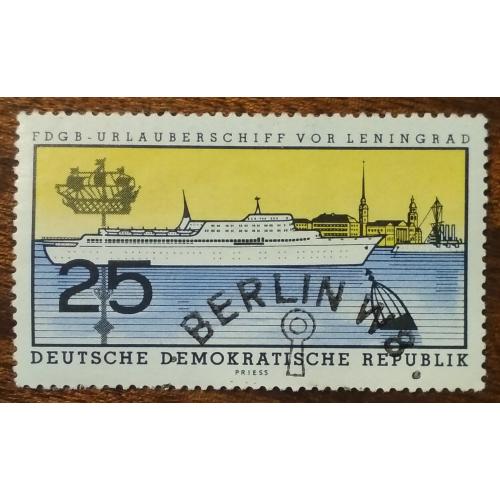 ГДР Праздничные корабли восточногерманских рабочих 1960