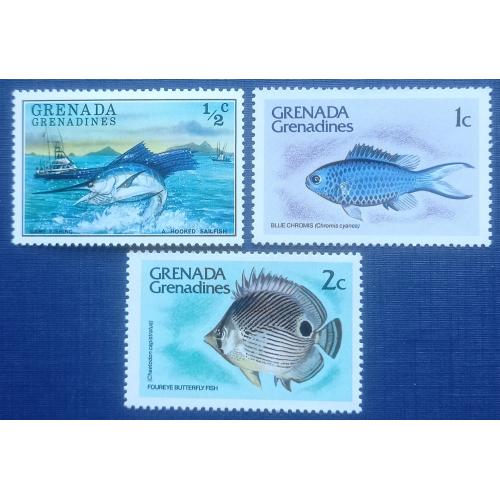 3 марки Гренада и Гренадины фауна рыбы корабль MNH