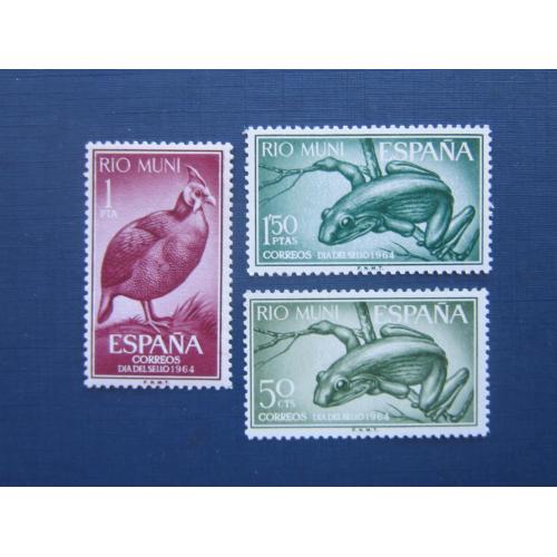 3 марки Рио Муни (Испанская Африка) 1964 фауна птица лягушка MNH