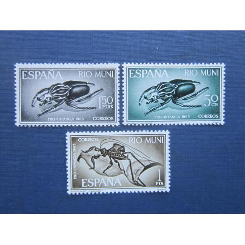3 марки Рио Муни (Испанская Африка) 1965 фауна насекомые жуки MNH