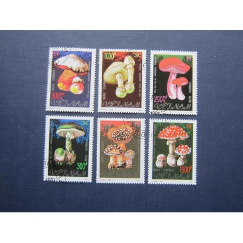 6 марок Вьетнам 1991 флора грибы гаш КЦ 3 $
