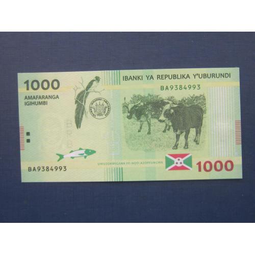 Банкнота 1000 франков Бурунди 2015 фауна коровы птица рыба UNC пресс