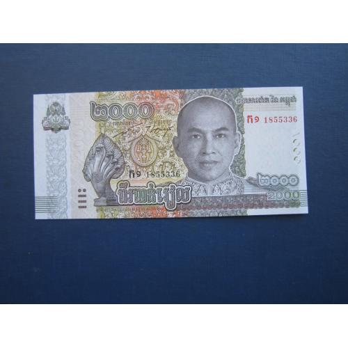 Банкнота 2000 риэль Камбоджа 2022 UNC пресс