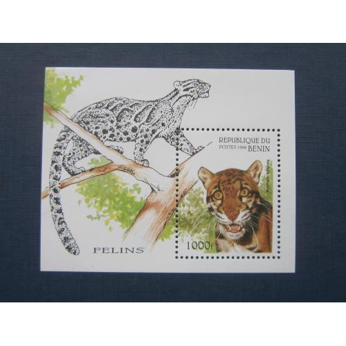 Блок марка Бенин 1996 фауна дымчатый леопард MNH