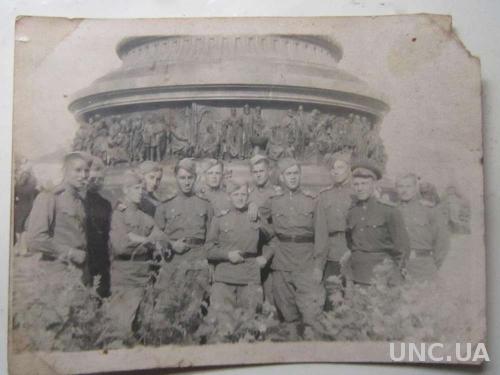 Фото старое 1951 Встреча однополчан в Новгороде
