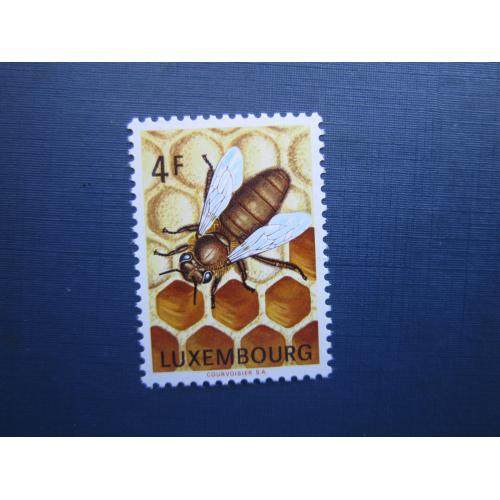 Марка полная серия Люксембург 1973 фауна насекомые пчёлы пчела MNH