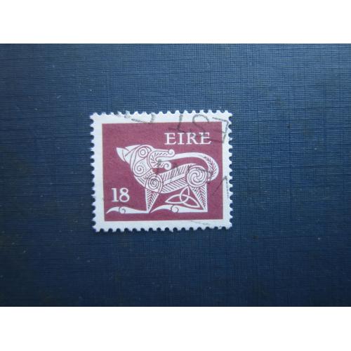 Марка Ірландія 1981 стандарт символіка фауна собака вовк 18 пен гаш