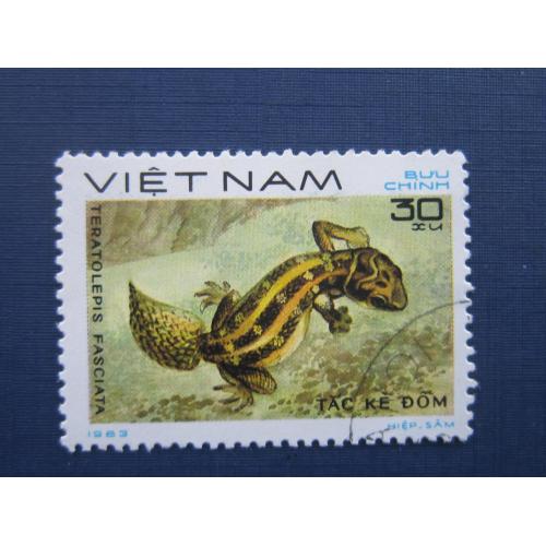 Марка Вьетнам 1983 фауна гадюковый геккон гаш