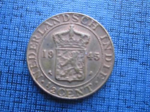 монета 1/2 цента Нидерландская Индия 1945