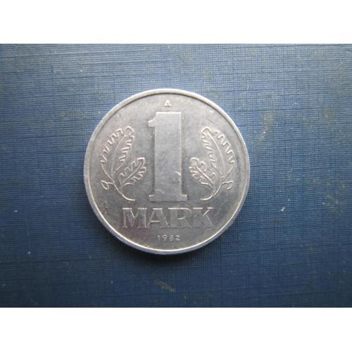 Монета 1 марка Німеччина НДР 1982