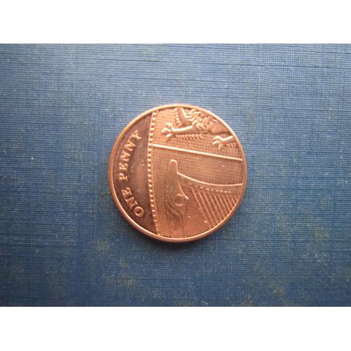 Монета 1 пенні Великобританія 2017 щит лев