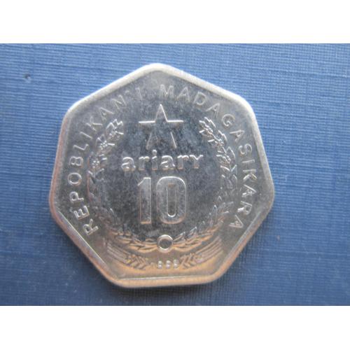 Монета 10 ариари Мадагаскар 1999