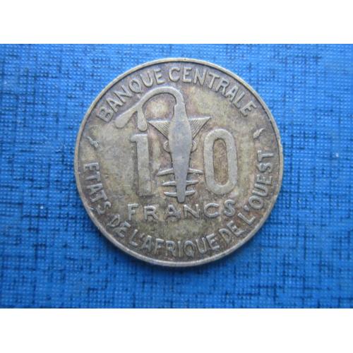 Монета 10 франков КФА 1981 Западная Африка фауна антилопа рыба