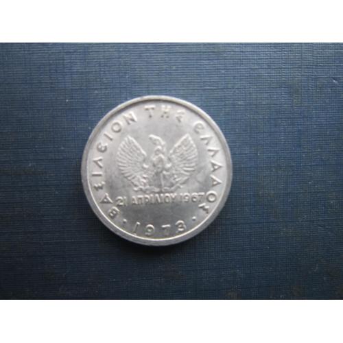 Монета 10 лепта Греція 1973 фауна дельфин з солдатом на фоні птаха Фенікс