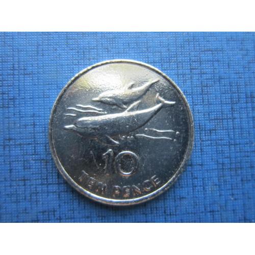 Монета 10 пенсов Острова Святой Елены и Вознесения Британские 2006 фауна дельфин