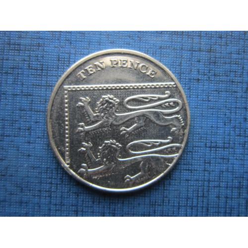 Монета 10 пенсов Великобритания 2014 щит фауна лев