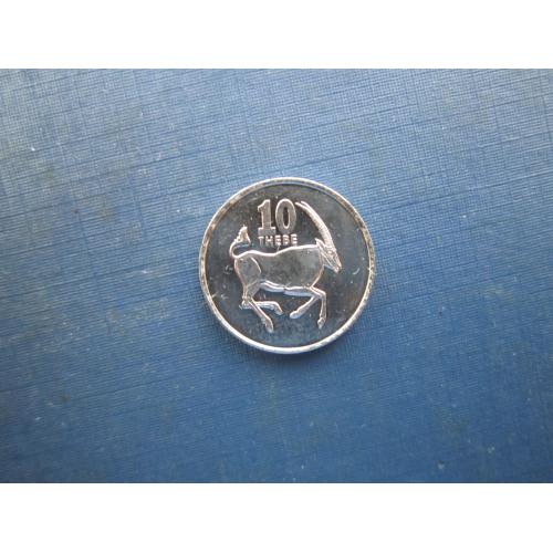Монета 10 тхебе Ботсвана 2002 фауна антилопа