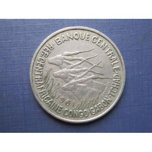 Монета 50 франков Центральноафриканская республика Конго Габон Чад 1961 фауна антилопы