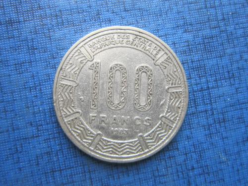 Монета 100 франков Камерун 1983 фауна антилопы
