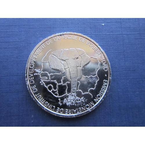 Монета 1500 франков КФА Кот-де-Ивуар 2003 фана слон
