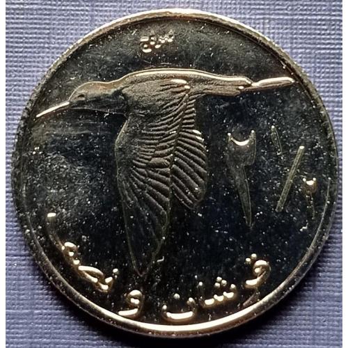 Монета 2.5 филс Палестина 2010 фауна птица
