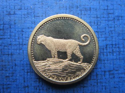 Монета 20 шиллингов Сомали 2013 фауна леопард состояние