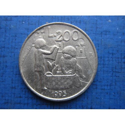 Монета 200 лир Сан Марино 1995 дети детство