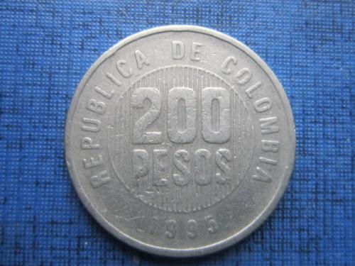 монета 200 песо Колумбия 1995