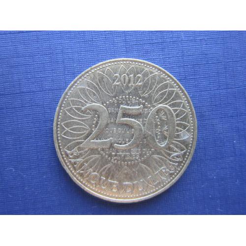 Монета 250 ливров фунтов Ливан 2012
