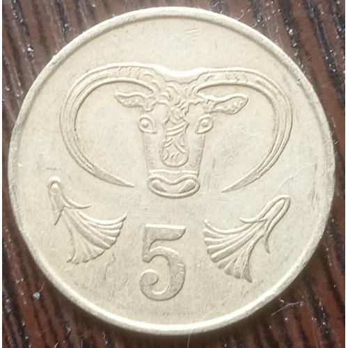 Монета 5 центов Кипр 1983 фауна бык
