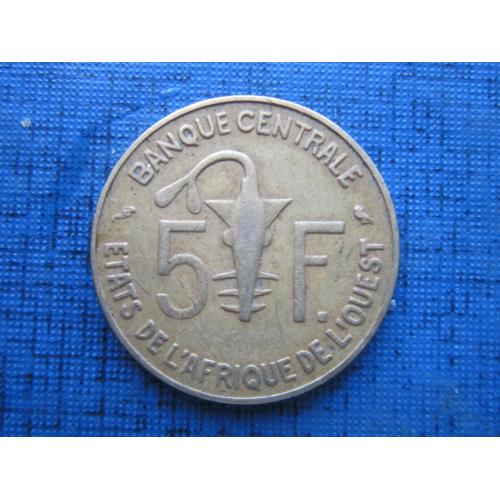 Монета 5 франков КФА 1965 Западная Африка фауна антилопа рыба