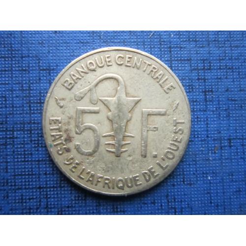 Монета 5 франков КФА 1977 Западная Африка фауна антилопа рыба
