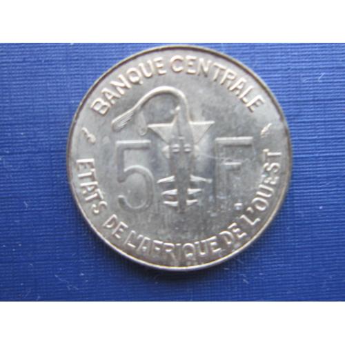 Монета 5 франков КФА 1984 Западная Африка фауна антилопа рыба