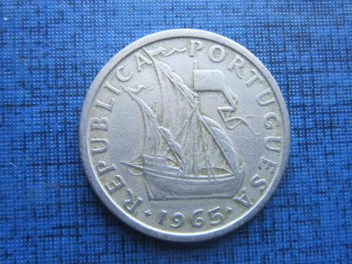 Монета 5 ишкуду Португалия 1965 корабль парусник