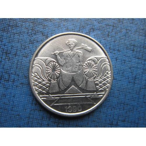 Монета 5 крузейро Бразилия 1990 работник на фазенде