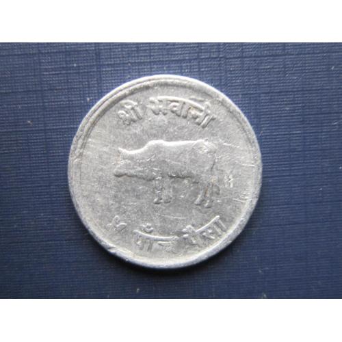 Монета 5 пайсов Непал 1969 фауна корова