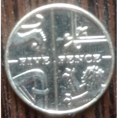 Монета 5 пенсов Великобритания 2014 щит лев