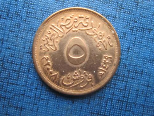 Монета 5 пиастров Египет 2008 состояние