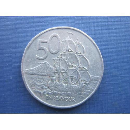 Монета 50 центов Новая Зеландия 1977 корабль парусник