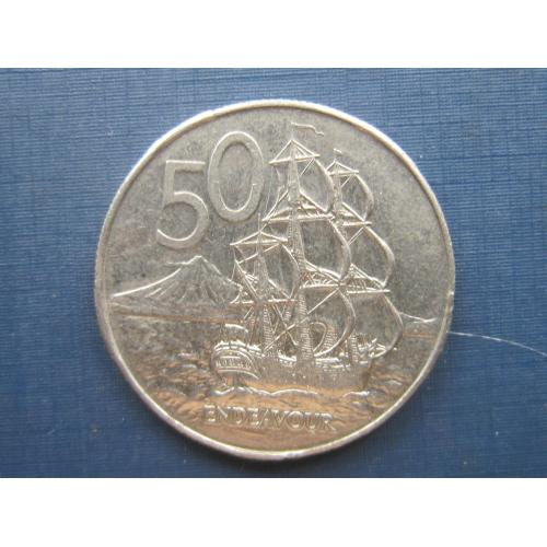 Монета 50 центов Новая Зеландия 1984 корабль парусник