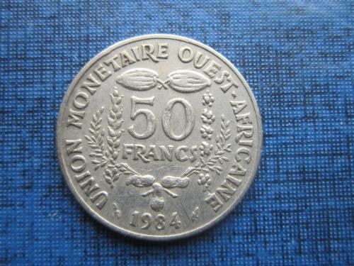Монета 50 франков КФА Западная Африка 1984 фауна рыба