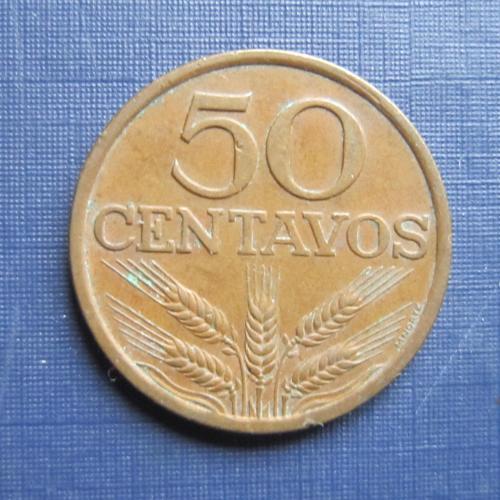 Монета 50 сентаво Португалия 1974