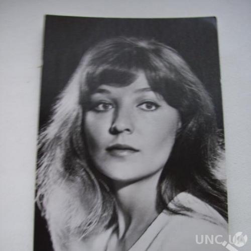 открытка актриса О. Остроумова 1983 тираж 40 000
