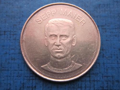 Жетон заправка SHELL 1969 спорт футбол Sepp Maier 26 мм