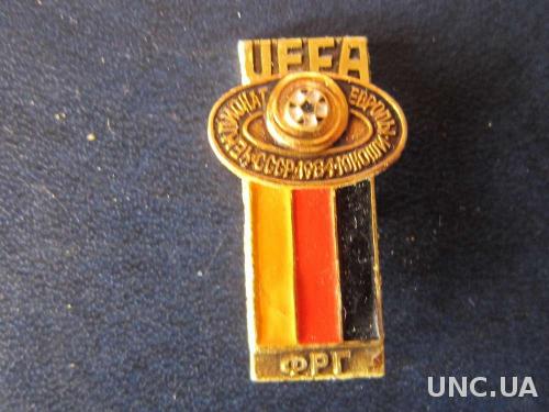 значок футбол УЕФА ЧЕ 1984 юноши ФРГ
