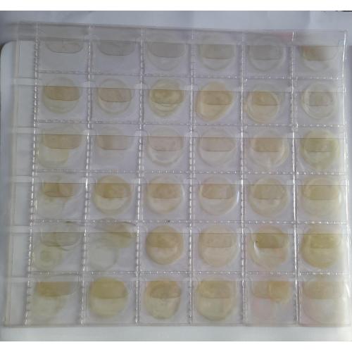 10.Лист для монет  205х230мм на 36 ячеек    (32х32 мм)   Б\У