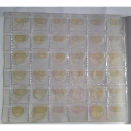 14.Лист для монет  205х230мм на 36 ячеек        (32х32 мм)   Б\У