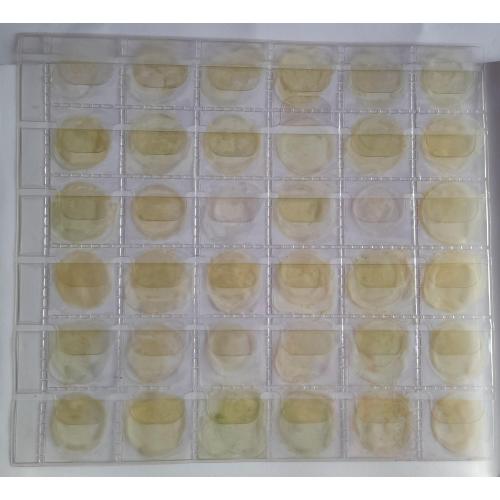 15.Лист для монет  205х230мм на 36 ячеек         (32х32 мм)   Б\У